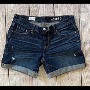 GAP Sexy Boyfriend Shorts